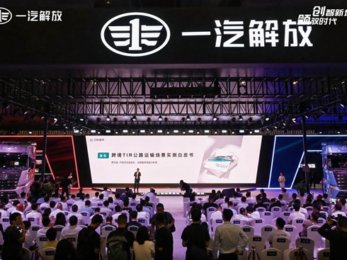 ŰƤ_W֮á漆 J7(chung)I(lng)Ʒ|(zh)M@