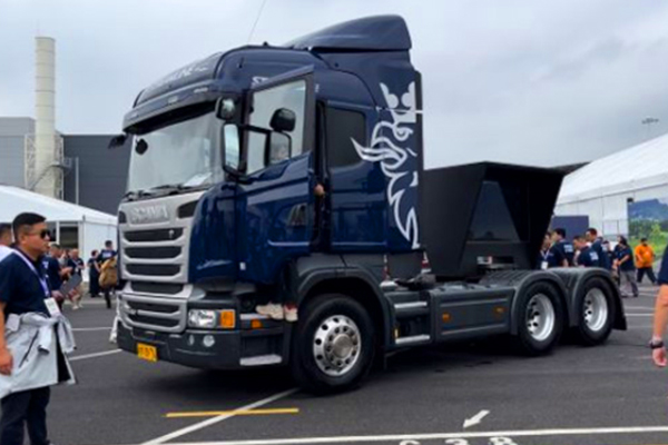 Խ330fL ȥɣҊӢl(f)1343.jpg