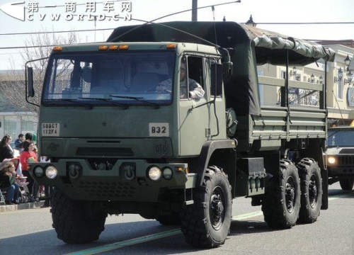 eBay舉辦軍用卡車拍賣會