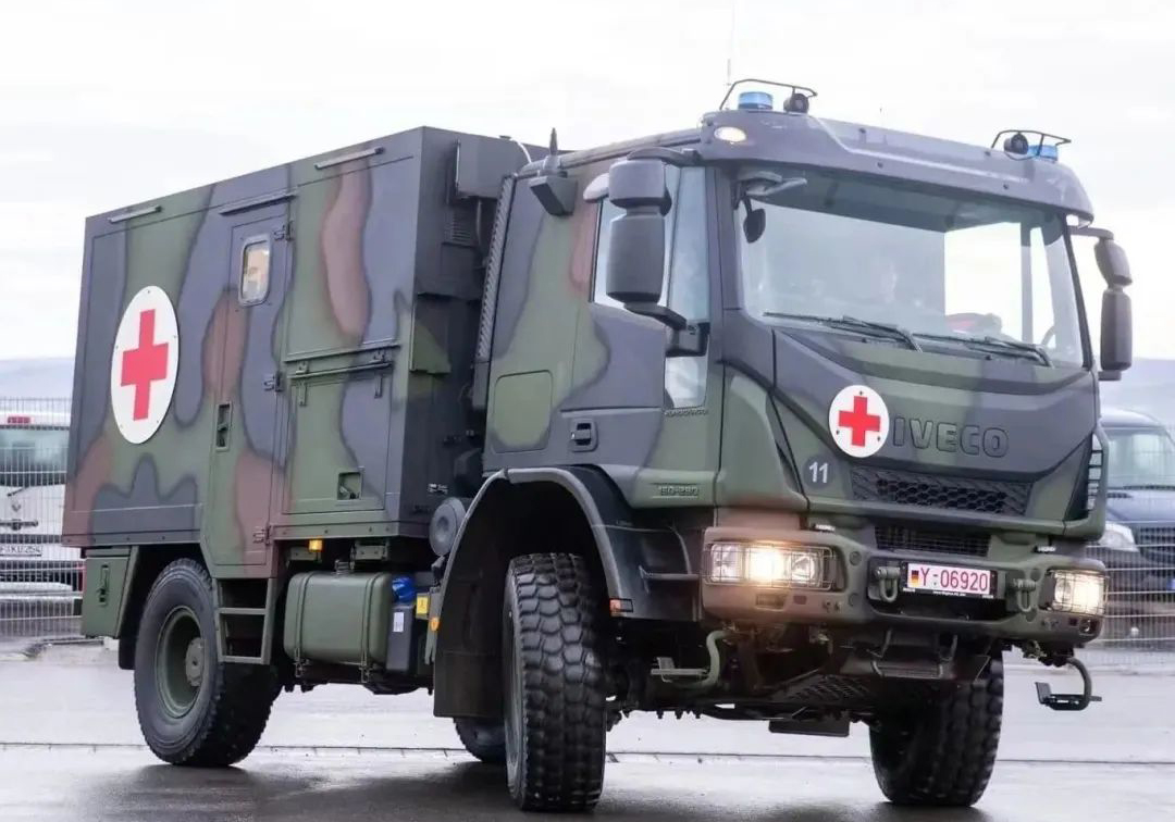 ܊ُ300vSEurocargo 4x4o܇