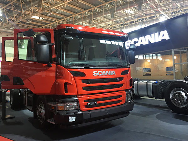 Pϵг(zhn)܇(ch)(zhun)õױP(pn)P310 4X2.jpg