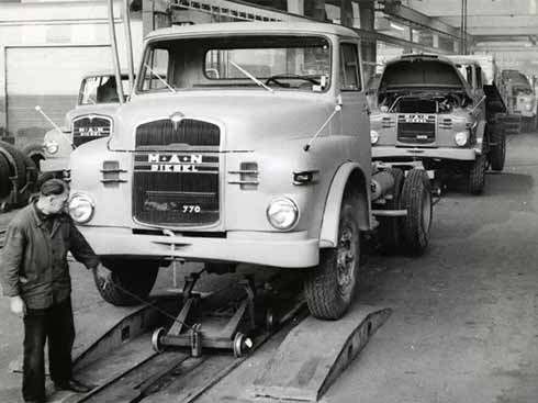  | һ˻𣺵۪{ݴl(f)