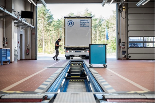 (܇֮ѣl(f)4(g)װl(f)Q ɰM(jn)ЇЈ(chng)ȇa(chn)680.jpg