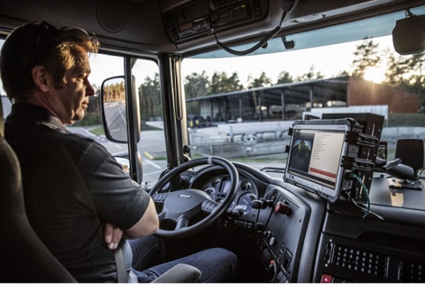 (܇֮ѣl(f)4(g)װl(f)Q ɰM(jn)ЇЈ(chng)ȇa(chn)734.jpg