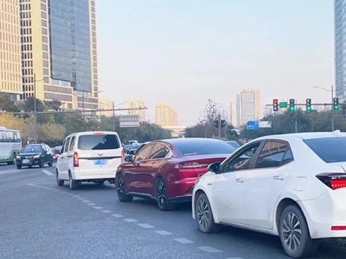 2025Ҏ(gu){(dio)@Щ`²̎P