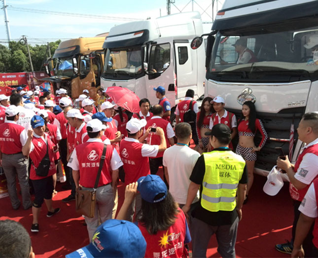 卡賽上海站衛(wèi)冕 乘龍H7告訴你什么才是好卡車