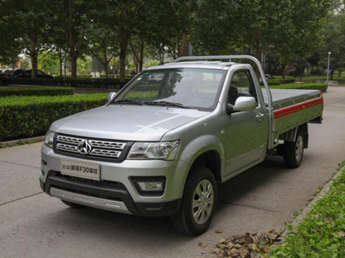 Ƥ΢߀ǿLUF30ÌCһ