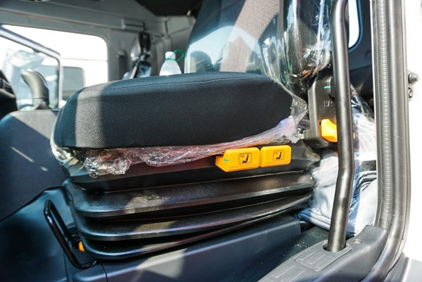 700ֵϵA(ch)MT (8).jpg