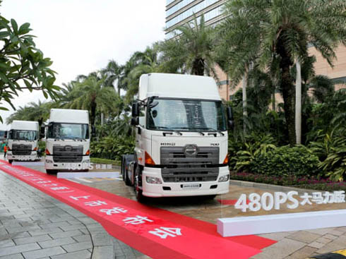 Ԅ(dng)՚ҼҰֵϵ܇M(jn)ڿ܇